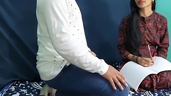 Homemade Indian Sex Video With 18-Year-Old College Student