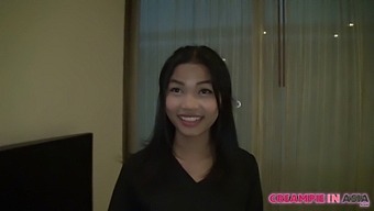 Stunning Thai 18-Year-Old Gets Creampied
