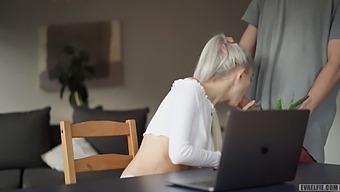 Eva Elfie'S Homemade Sex Tape: A Wild And Steamy Encounter