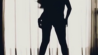 A Kinky Wife Seeks Out Inquisitive, Well-Behaved Men For Sexual Encounters