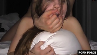 Wild College Girl Reaches Multiple Orgasms - Kate Quinn'S Intense Cumming Scene